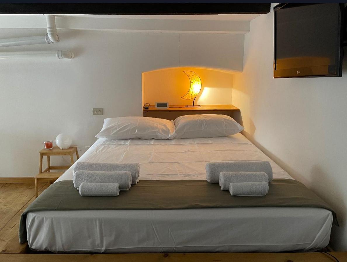 Lafilo Apartment 3 Milan Bagian luar foto