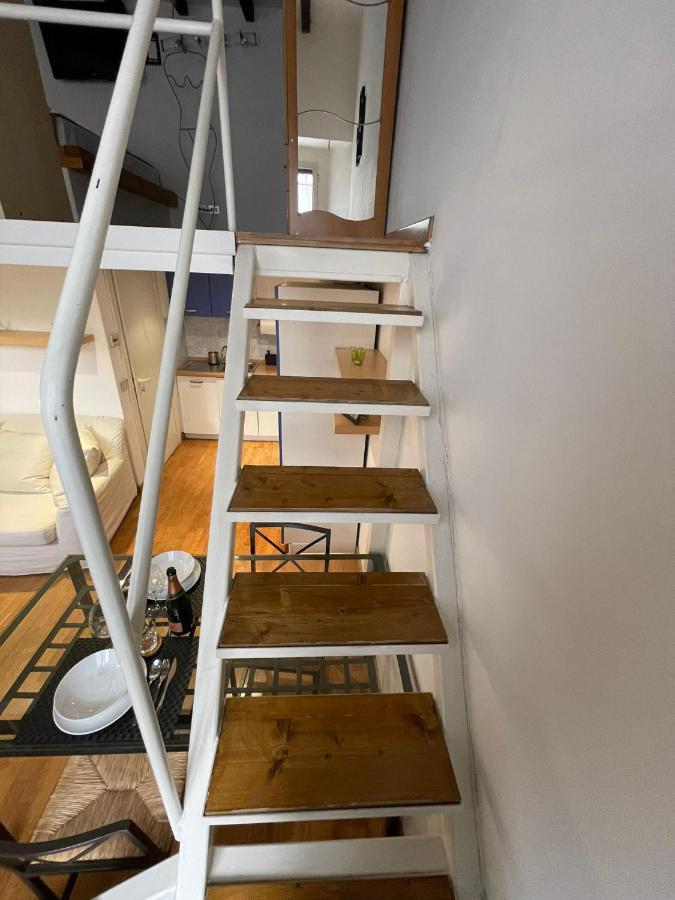 Lafilo Apartment 3 Milan Bagian luar foto